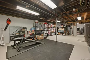 17 Meadow St, Garden City, NY 11530 - Photo 20