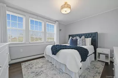 17 Meadow Street, Garden City, NY 11530 - Photo 14