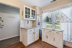 7 Maple Ct, Selden, NY 11784 - Photo 4