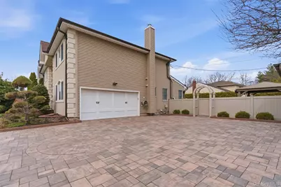 2 Knoll Lane, Glen Head, NY 11545 - Photo 48