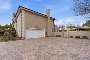 2 Knoll Ln, Glen Head, NY 11545 - Photo 48