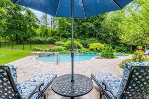 17 Plover Ln, Lloyd Harbor, NY 11743 - Photo 40