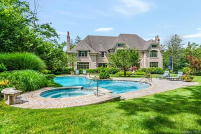 17 Plover Lane, Lloyd Harbor, NY 11743 - Photo 4