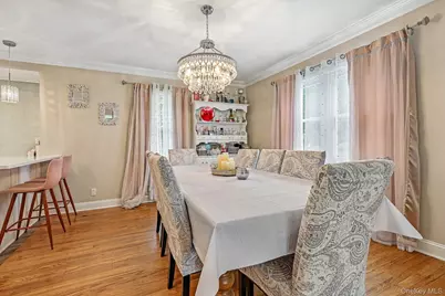 30 Rutledge Road, Scarsdale, NY 10583 - Photo 6