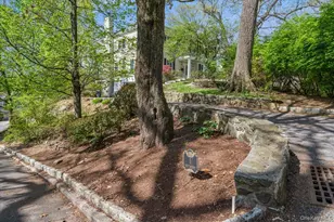 1 Southgate Ave, Hastings on Hudson, NY 10706 - Photo 4