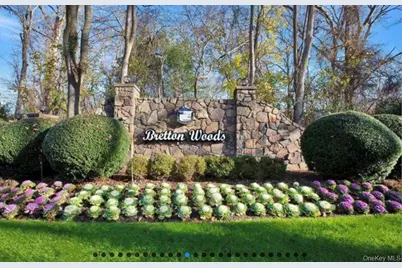 864 Skyline Drive, Coram, NY 11727 - Photo 22