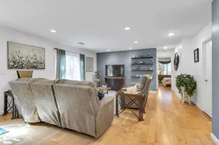 864 Skyline Dr, Coram, NY 11727 - Photo 6