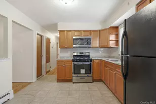 130-04 97th Ave, Richmond Hill, NY 11419 - Photo 2
