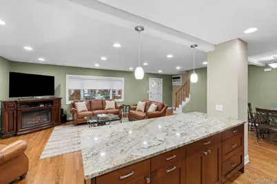 2632 Montauk Avenue, Merrick, NY 11566 - Photo 10