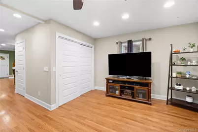 2632 Montauk Avenue, Merrick, NY 11566 - Photo 18