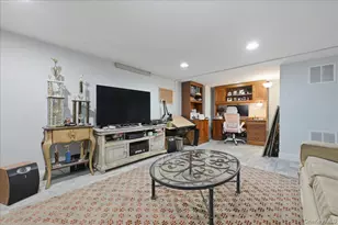 1419 Eric Ln, East Meadow, NY 11554 - Photo 30