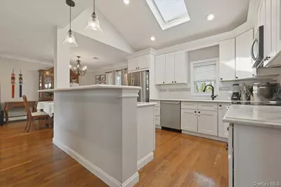 1419 Eric Lane, East Meadow, NY 11554 - Photo 8