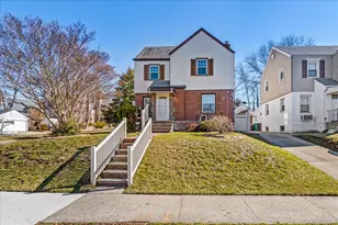 58-03 212th St, Bayside, NY 11364 - Photo 2