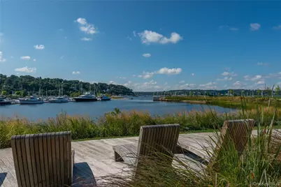 100 Garvies Point Road #1116, Glen Cove, NY 11542 - Photo 32