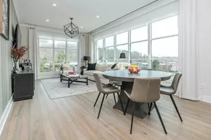 100 Garvies Point Rd, Glen Cove, NY 11542 - Photo 8