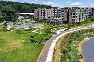 100 Garvies Point Rd, Glen Cove, NY 11542 - Photo 36