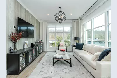 100 Garvies Point Road #1116, Glen Cove, NY 11542 - Photo 10