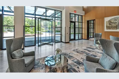 100 Garvies Point Road #1116, Glen Cove, NY 11542 - Photo 4