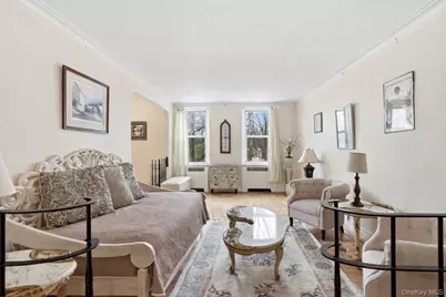 601 Pelham Parkway N #106, Bronx, NY 10467 - Photo 4