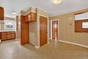 16 Patti Ln, Yonkers, NY 10701 - Photo 28