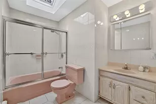 16 Patti Ln, Yonkers, NY 10701 - Photo 26