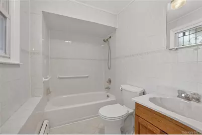 16 Patti Lane, Yonkers, NY 10701 - Photo 32