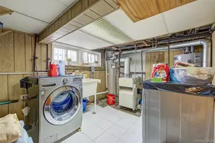 90-31 180th St, Jamaica, NY 11432 - Photo 28