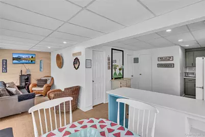 21 Cottage Road, Calverton, NY 11933 - Photo 12