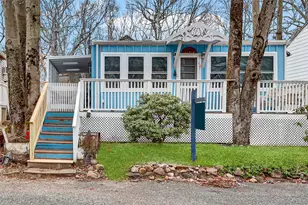 21 Cottage Rd, Calverton, NY 11933 - Photo 28