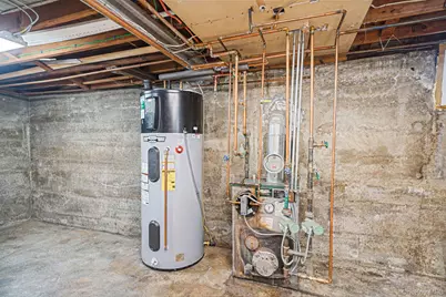 21 Adams Street N, Farmingdale, NY 11735 - Photo 32