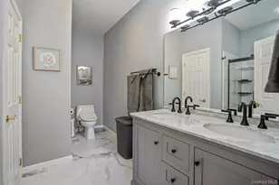 24 Brookville Way, Manorville, NY 11949 - Photo 12