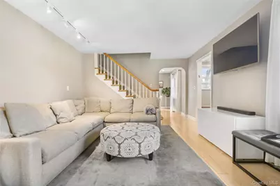 5 Birch Street W, White Plains, NY 10607 - Photo 4