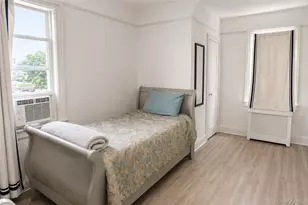 42 Mead St, Hempstead, NY 11550 - Photo 12