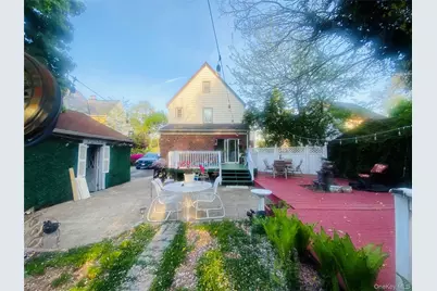 42 Mead Street, Hempstead, NY 11550 - Photo 14
