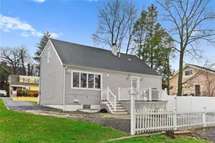 13 Newkirk Rd, Yonkers, NY 10710 - Photo 24