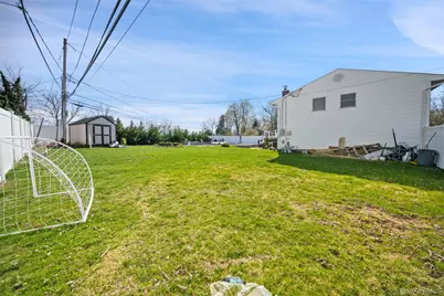 86 New Highway, Commack, NY 11725 - Photo 32