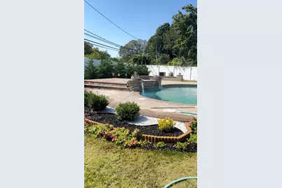 86 New Highway, Commack, NY 11725 - Photo 30