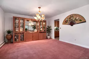 30 Ashford Dr, Bohemia, NY 11716 - Photo 10