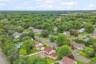 30 Ashford Dr, Bohemia, NY 11716 - Photo 32