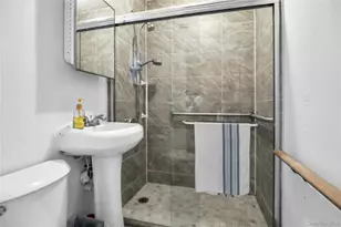 30 Ashford Dr, Bohemia, NY 11716 - Photo 22