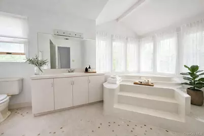 30 Ashford Drive, Bohemia, NY 11716 - Photo 26