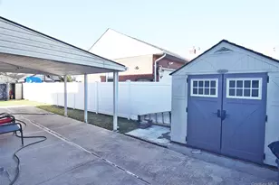 76 Hoffman Ave, Elmont, NY 11003 - Photo 16