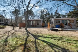 14 E Landing Rd, Hampton Bays, NY 11946 - Photo 2