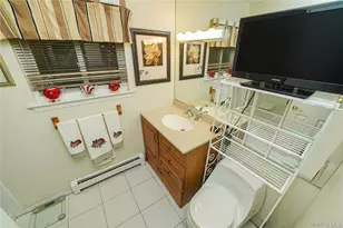 33 Peachtree Ln, Mount Sinai, NY 11766 - Photo 10