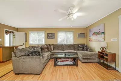 33 Peachtree Lane, Mount Sinai, NY 11766 - Photo 24