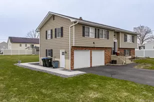 127 Sproat St, Middletown, NY 10940 - Photo 2