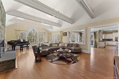 5 Rocky Hollow Drive, Larchmont, NY 10538 - Photo 12