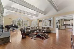 5 Rocky Hollow Dr, Larchmont, NY 10538 - Photo 12