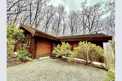 130 Canterbrook Drive, Hawley, PA 18428 - Photo 4