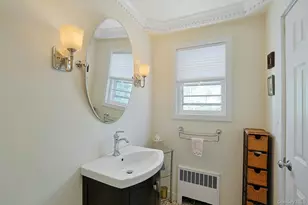 81 Oxford Rd, New Rochelle, NY 10804 - Photo 14